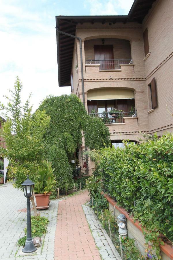 Sorbara B&B Le Ragazze מראה חיצוני תמונה